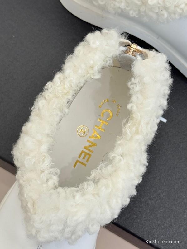 Chanel 25K Series Two-Tone CC Fur Snow Boots - KFY00270