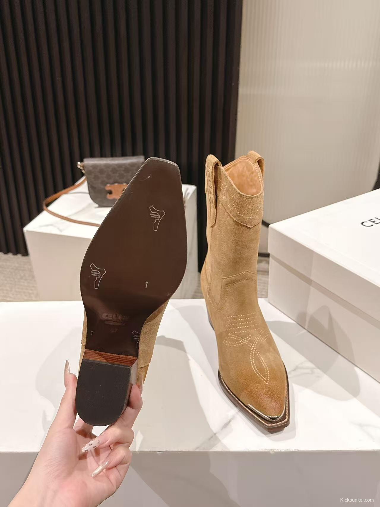 CELINE Fashion Boots 2025 SS Collection with Arch of Triumph Logo - LY00440