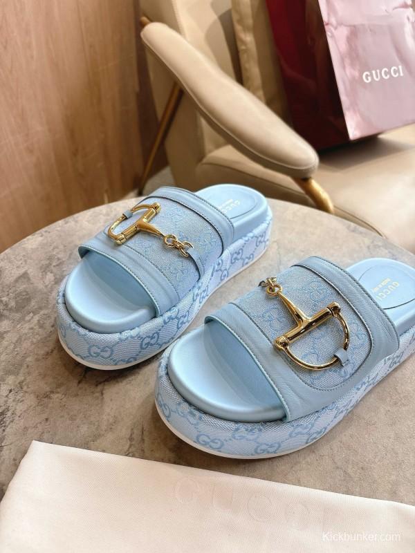 Gucci 8356-8 Women's Sandals with Horsebit Detail and Gold Hardware