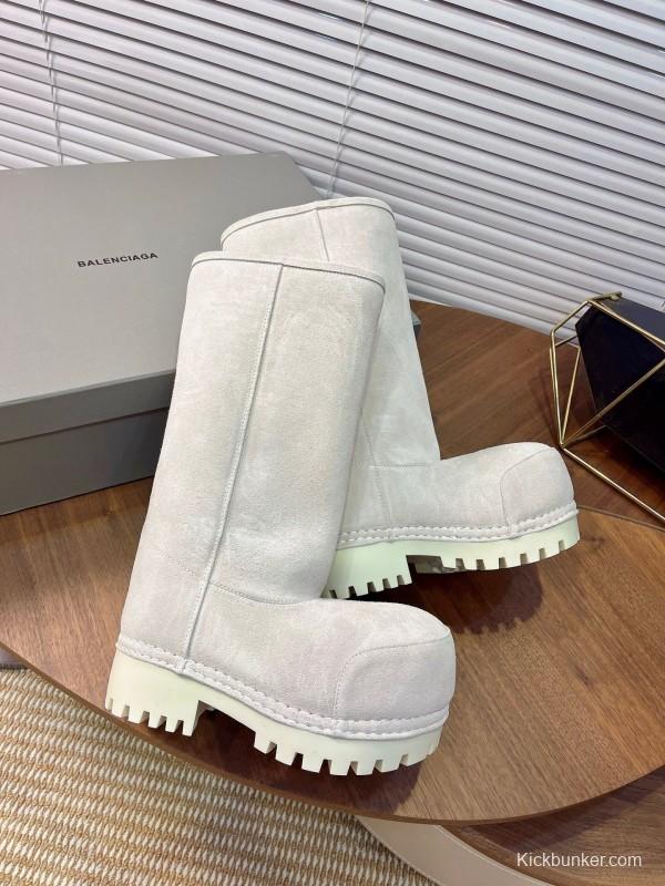 Balenciaga 2025 SS Oversized Platform Snow Boots with High Heel - AS00570