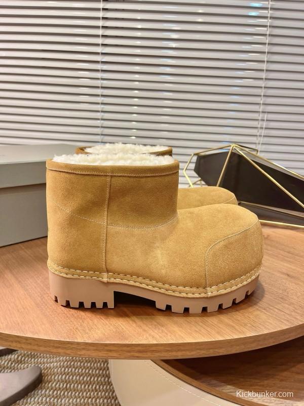 Balenciaga 2025 SS Oversized High-Heel Snow Boots - AS00500