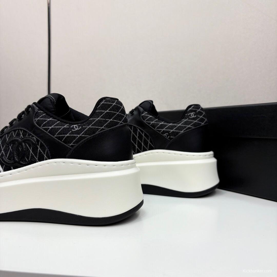 Chanel 2025 SS Panda Casual Sneakers - LY00340