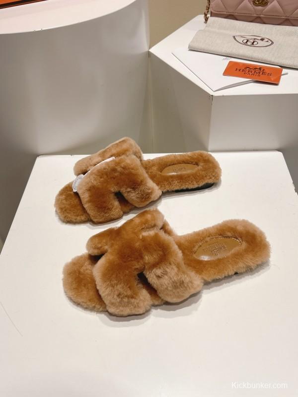 Hermès 2025 SS Love Slippers Flat Wool Slippers - LY00240