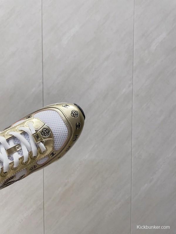 Chanel Silver Horn King II Casual Series Sneakers - KFY00330