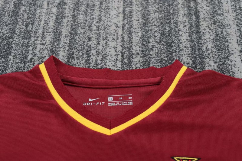 Retro Kids 2000 Portugal Home Jersey