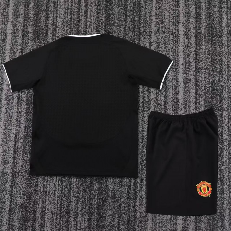 Retro Kids 03/04  Manchester United Away Jersey