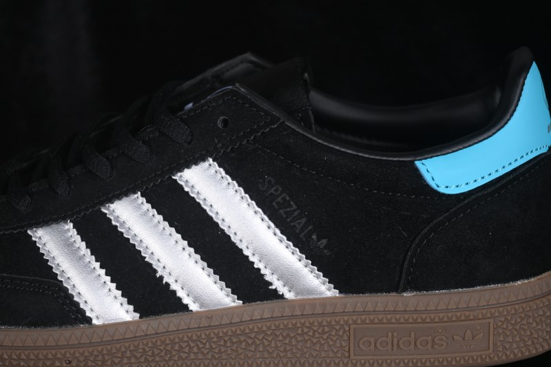 Adidas Handball Spezial Retro Skateboarding Shoes with Suede Upper and Gum Sole - IH6588