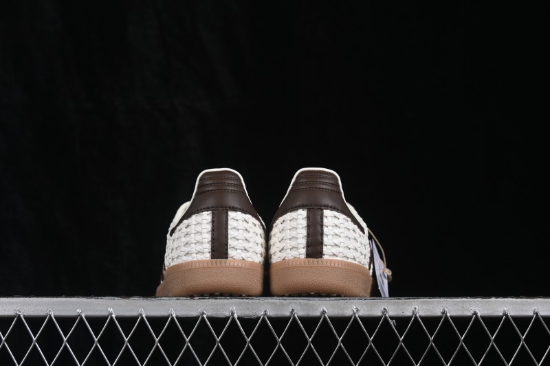 Adidas Samba OG Casual Sneakers with Timeless Retro Design - IH9373