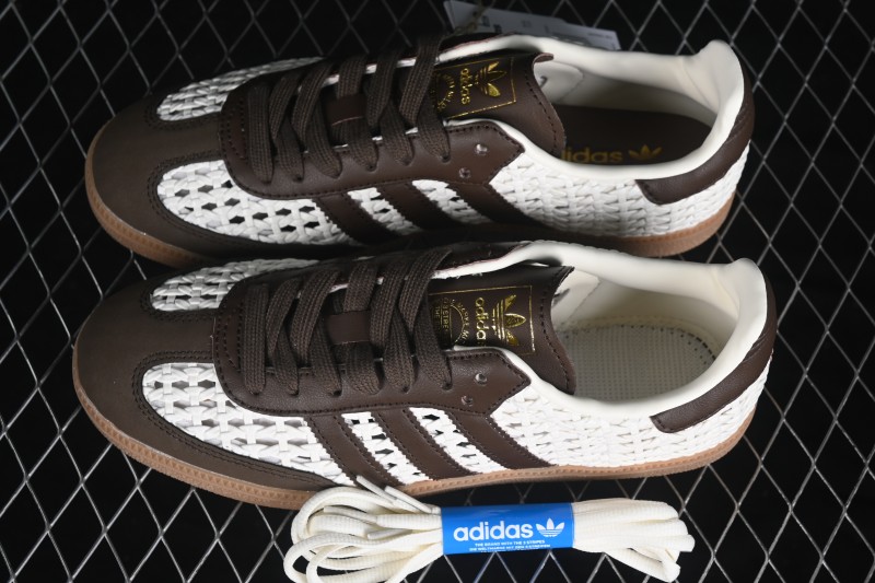 Adidas Samba OG Casual Sneakers with Timeless Retro Design - IH9373