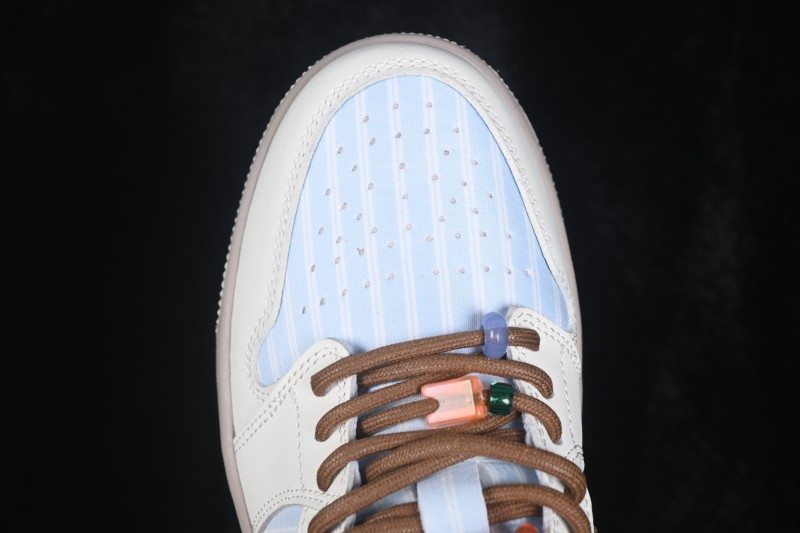 Nike Air Jordan 1 Low Retro Basketball Shoes with Classic Colorway - IR7553-422