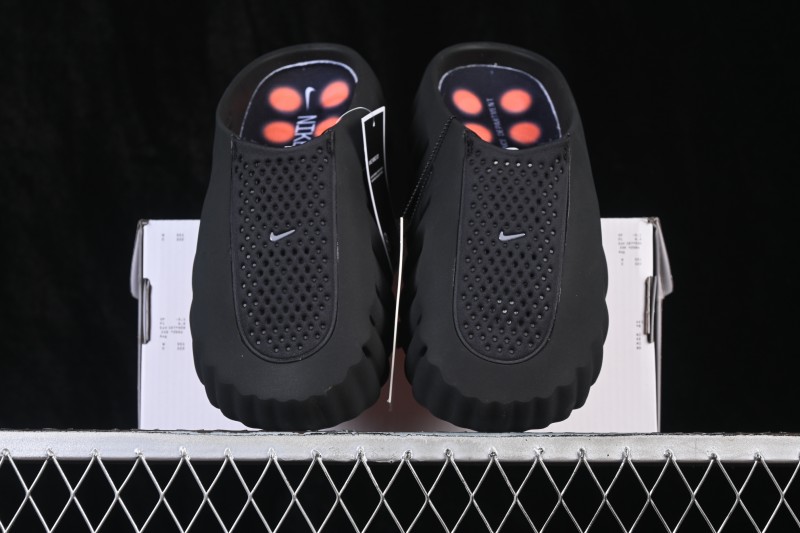 Nike Mind 001 Neuroscience Foot Massage Slippers with 22 Pressure-Point Nodes - HQ4307-001