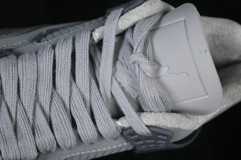 Nike Air Jordan 4 Retro SE Running Shoes with Smoke Grey and Cement Grey Colorway - FQ7928-001