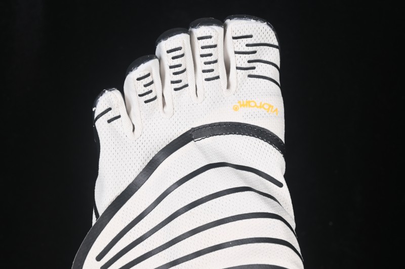 Vibram GroundSplay Barefoot Squat Support Quick-Dry Training Five-Finger Shoes - 26M8805