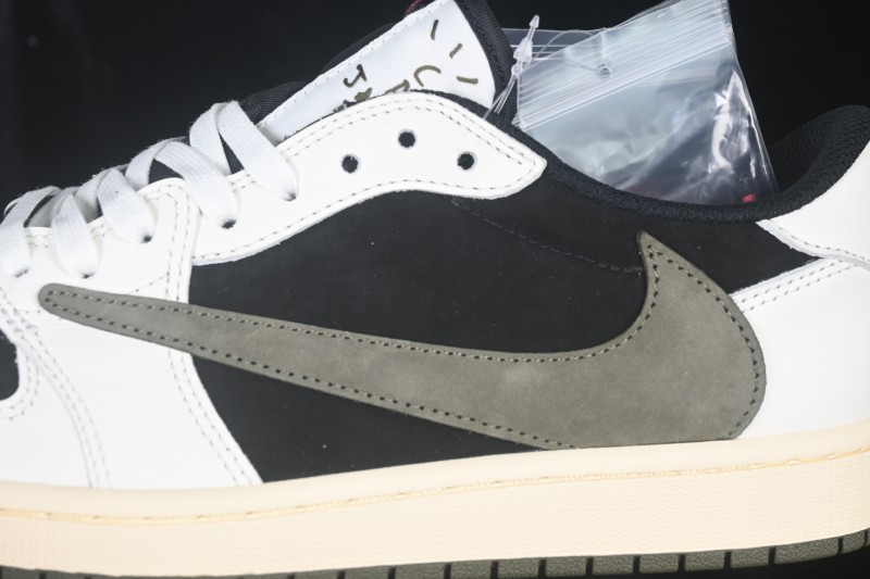 Nike Travis Scott x Air Jordan 1 Low OG Sneakers with Reverse Swoosh Design - DZ4137-106
