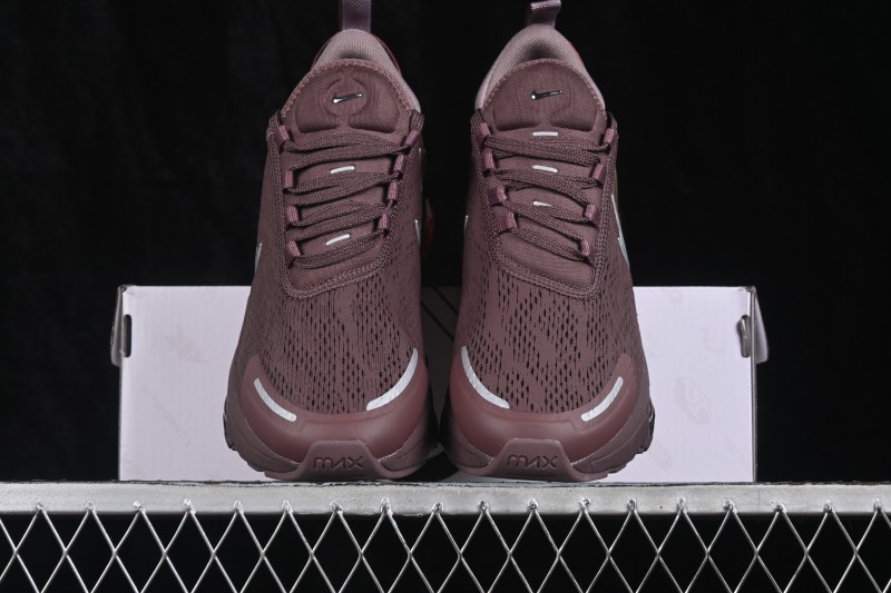 Nike Air Max 270 Premium Running Shoes with Half-Sole Air Cushion - IO9883-500