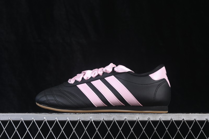 Adidas Originals Taekwondo Low-Top Training Shoes with Full-Foot Grip and Cushioned Comfort - JS1615