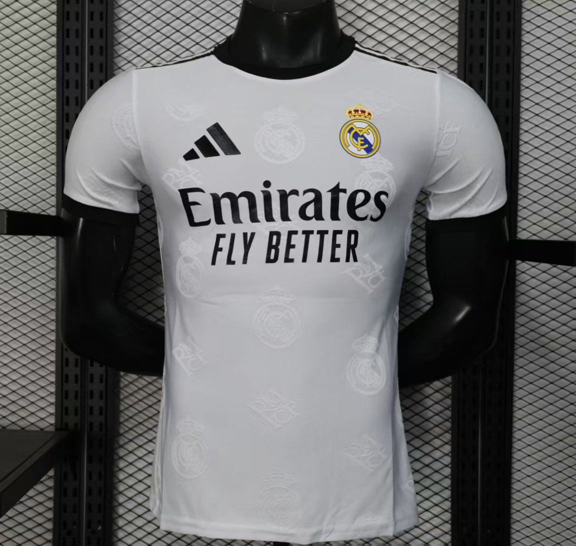 Player Version 25/26 Real Madrid White Special Jersey