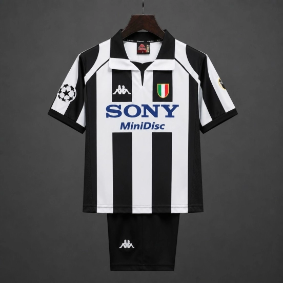 Retro Kids 97/98  Juventus Home Jersey