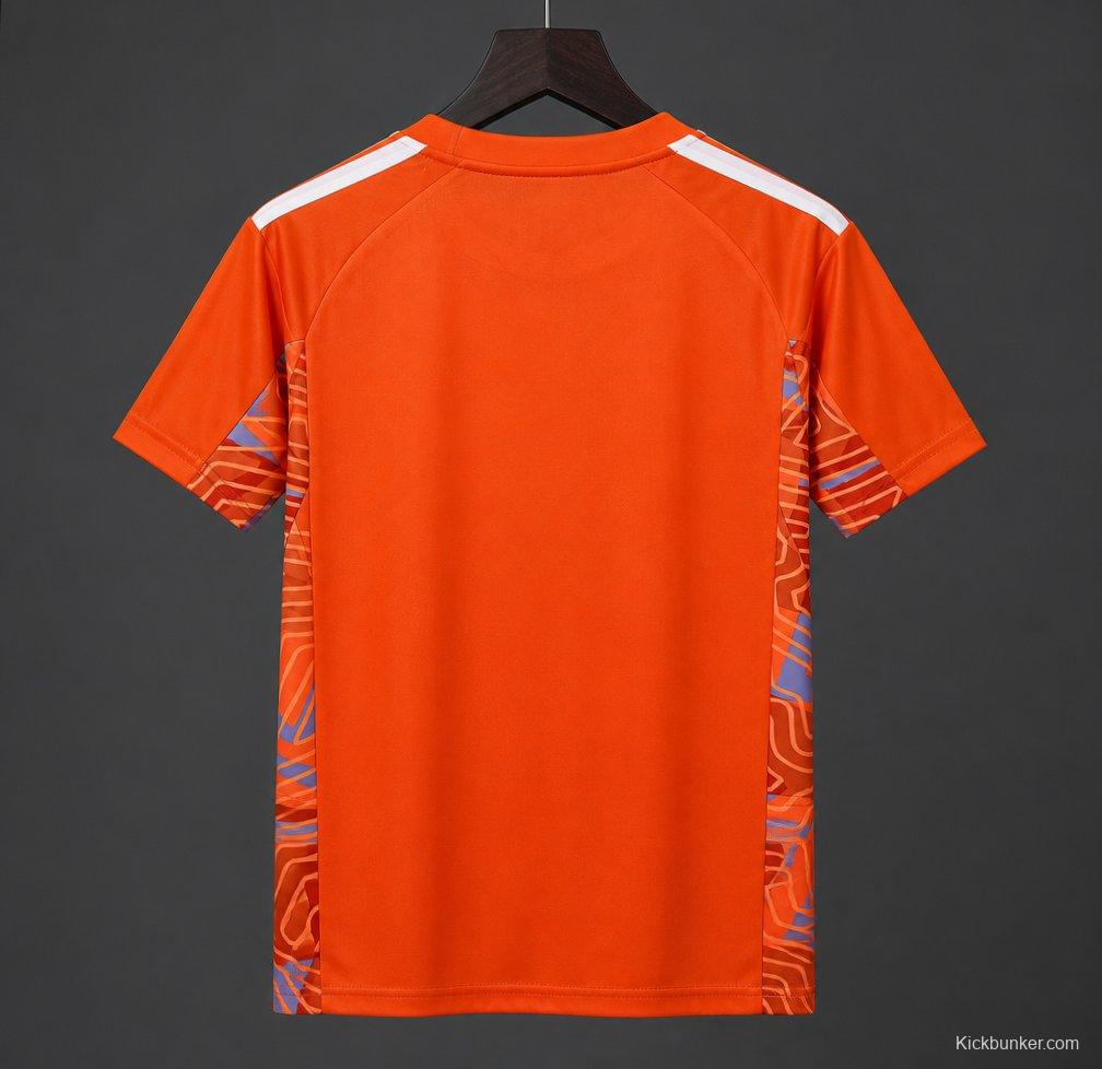 26/27 Juventus Orange with Abstract Maze Pattern Goalkeeper Jersey Set