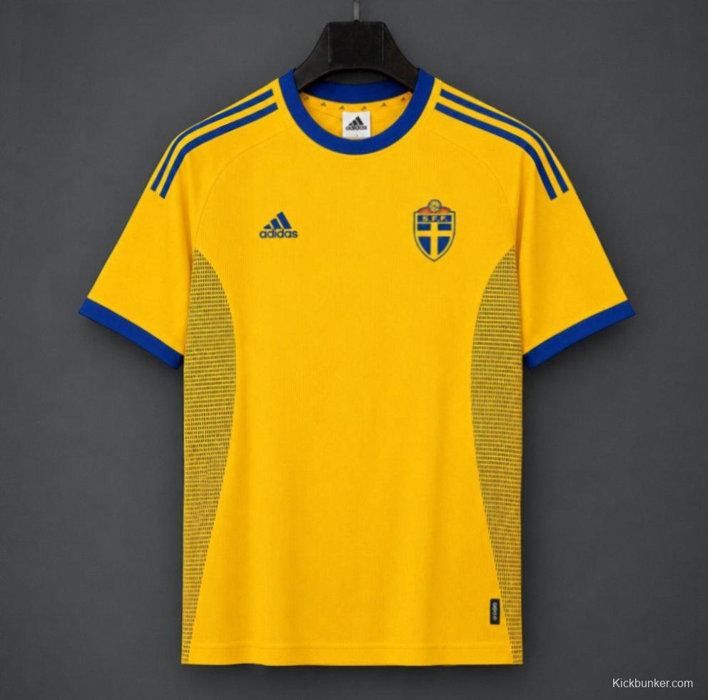 Retro 2002 Sweden Home Jersey