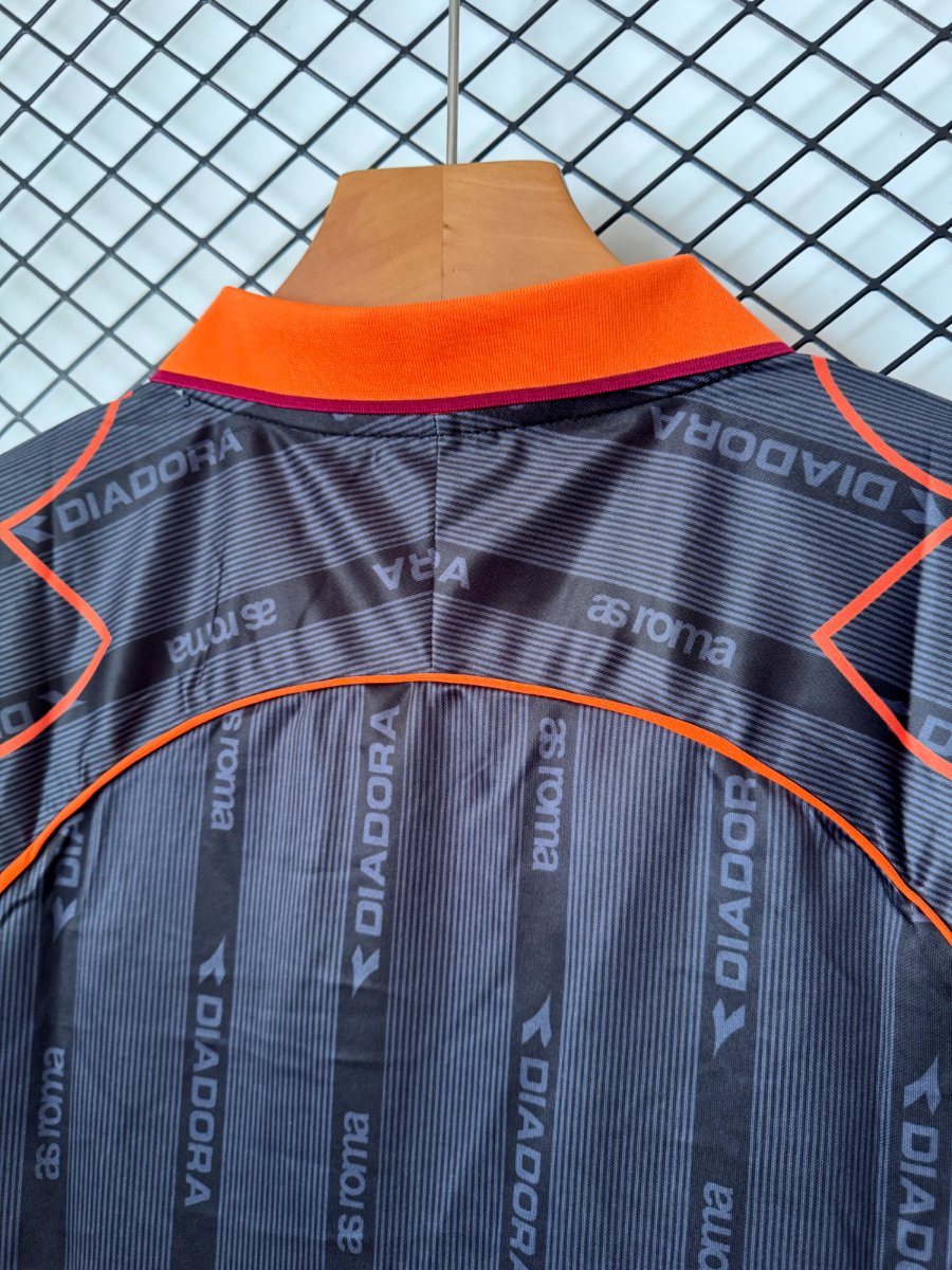 Retro 99/00 AS Roma Away Jersey